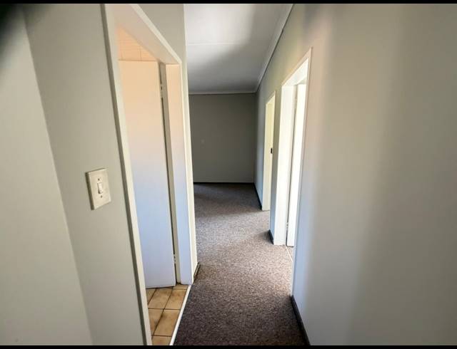 4 BEDROOM FREESTANDING FOR SALE IN THE REEDS